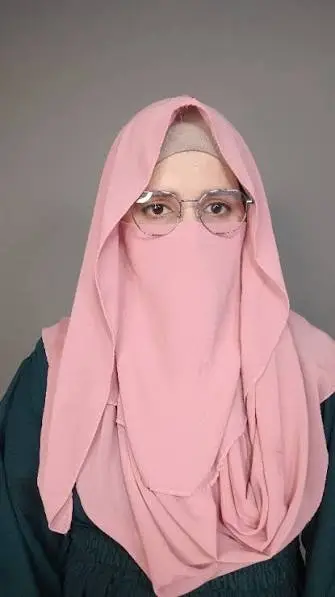 Portrait of Rabiya Ahmed, Operations Manager